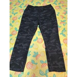 Danskin Camouflage Leggings Women Medium Black Camo Cropped High Rise Activewear